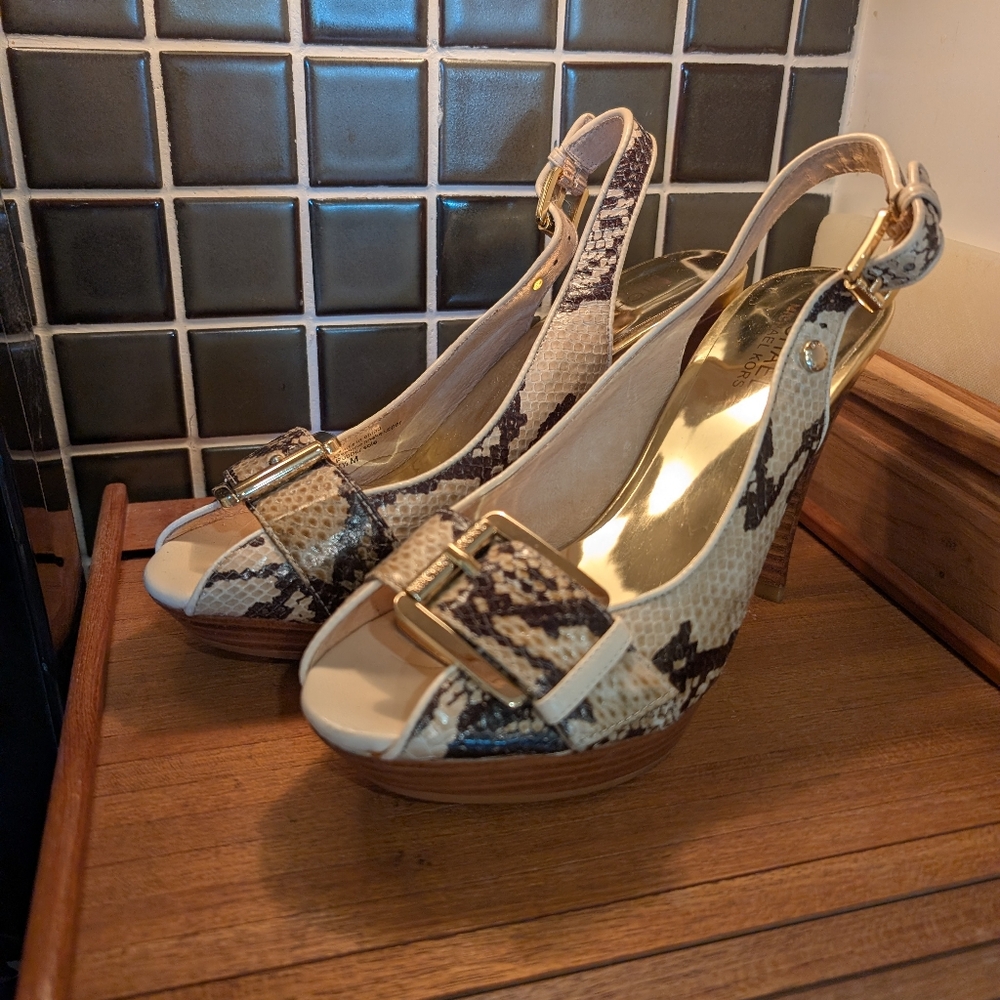 Michael Michael Kors Niki Snakeskin Shoes,7&1/2